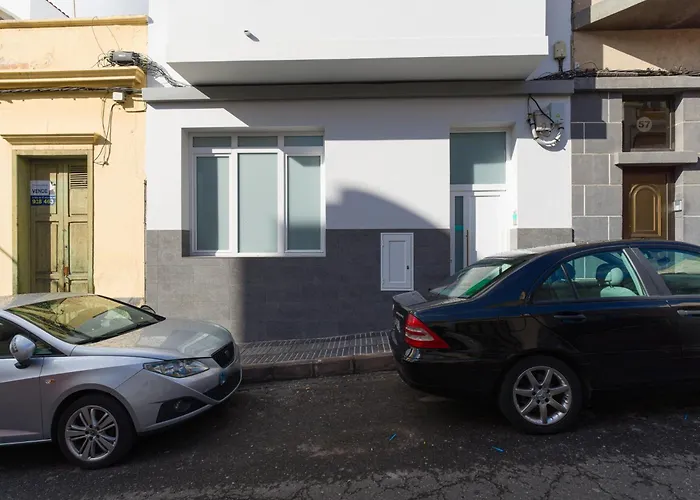 Apartment In Las Palmas Near Las Canteras Beach